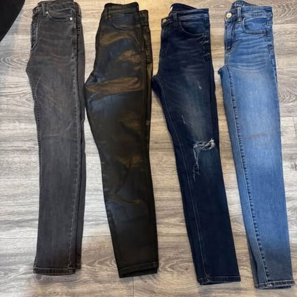 4 Women’s Jeans- Size 26L - Picture 1 of 7
